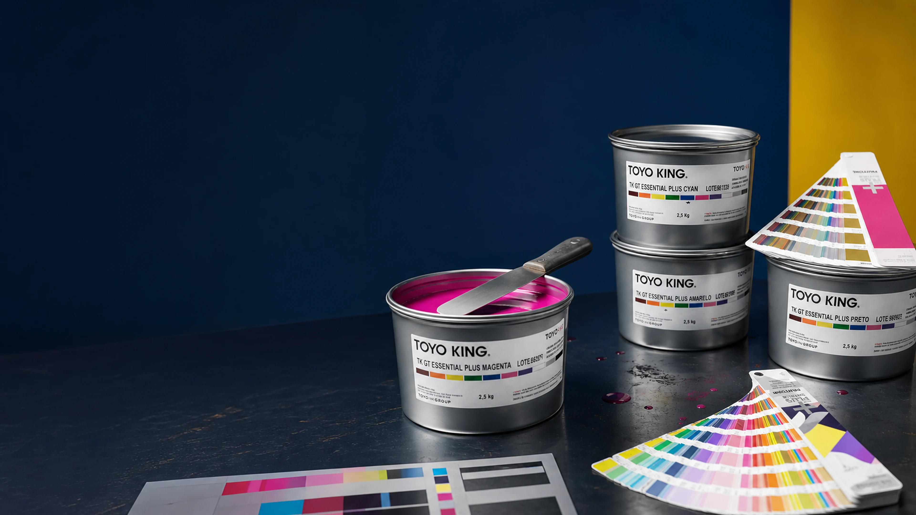 Toyo Ink · Linha gráfica em composição institucional